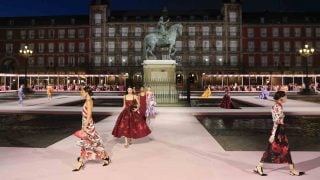 Desfile de Carolina Herrera en Madrid. (Foto: Gtres)