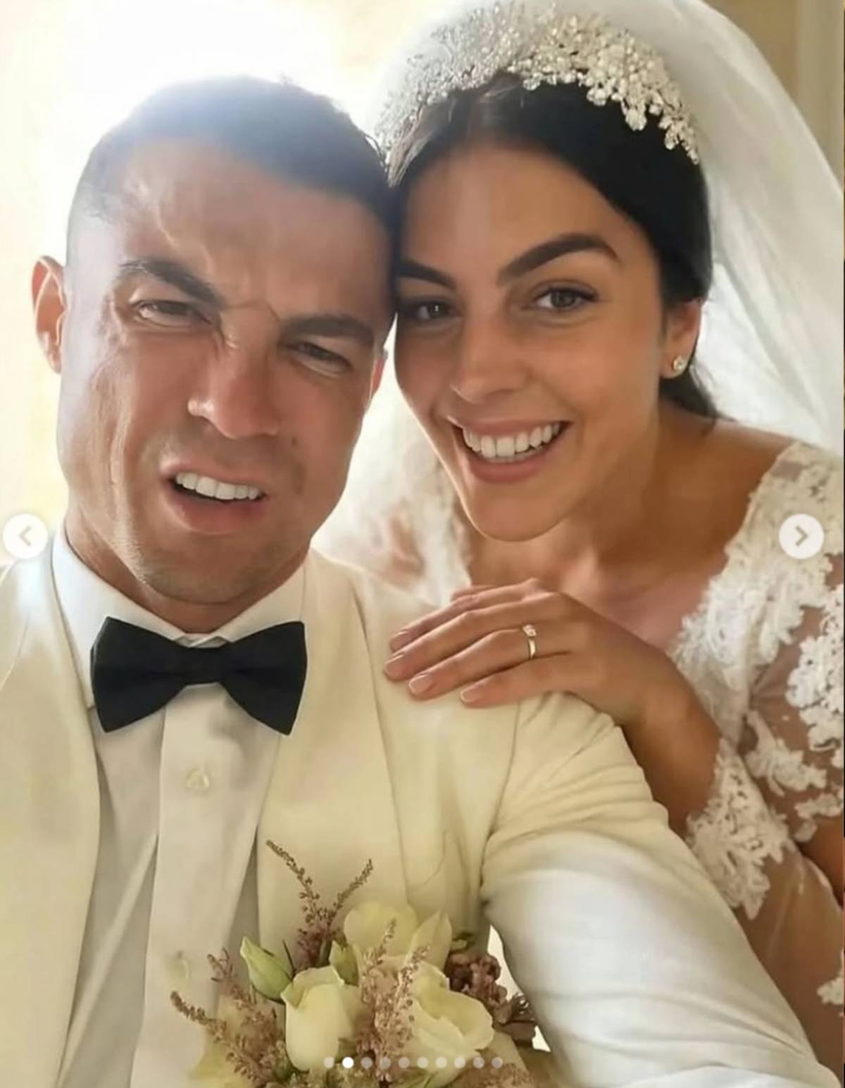 Cristiano Ronaldo y Georgina Rodríguez felices y radiantes. (Creado con IA)