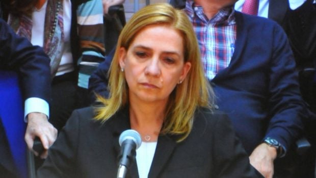 La infanta Cristina declarando ante el juez. (Foto: Gtres)