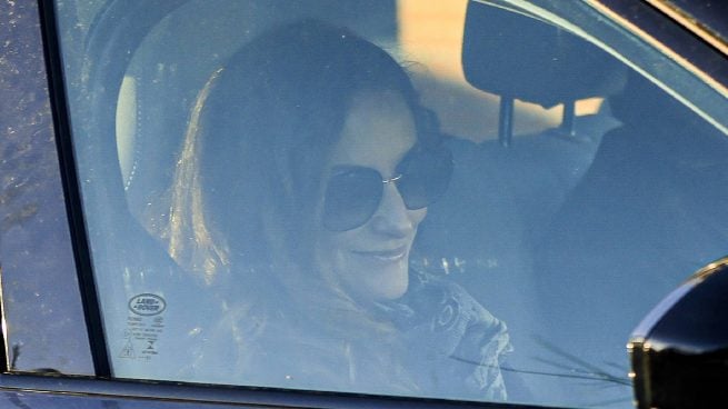 Telma Ortiz en el interior de un vehículo. (Foto: Gtres)