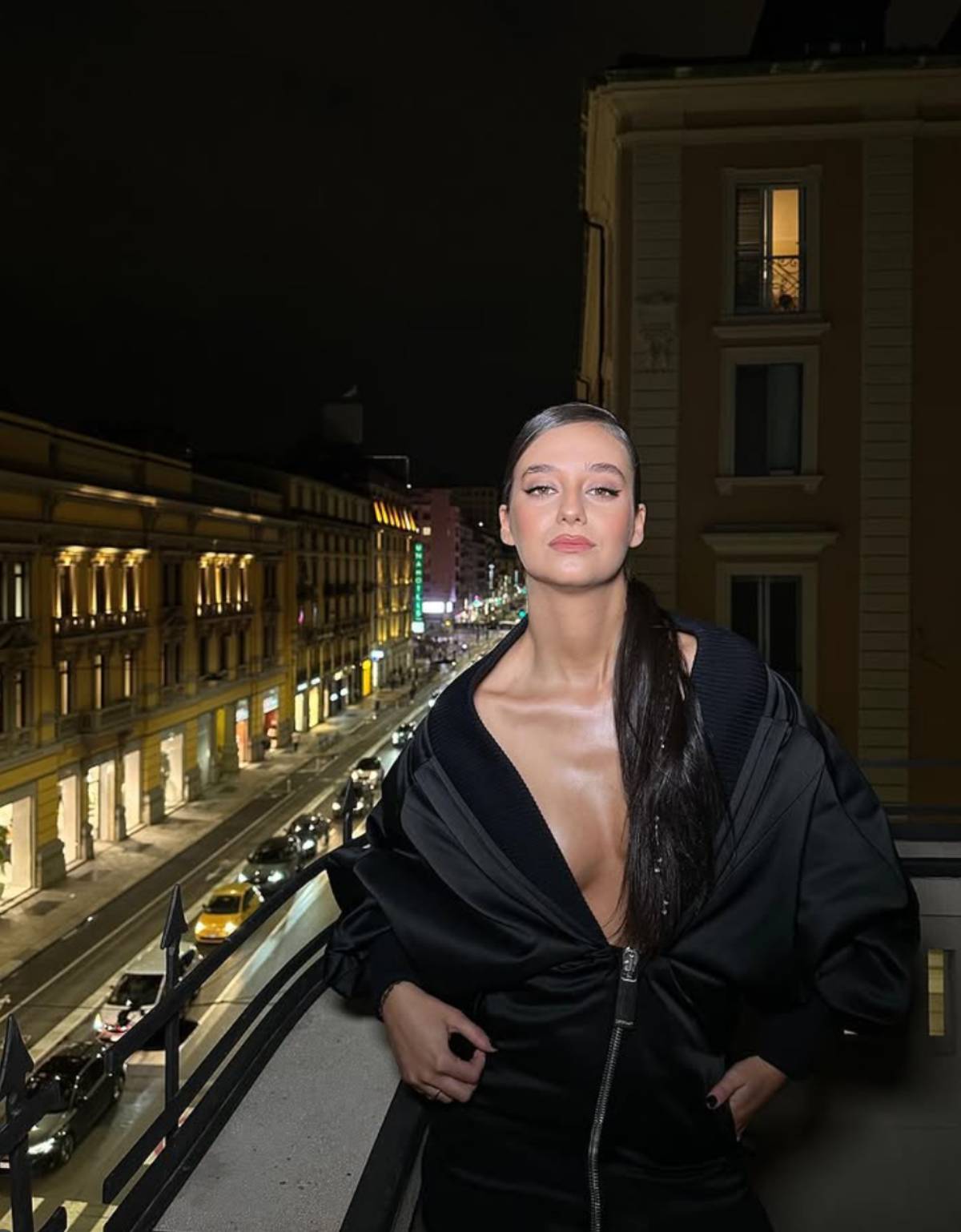 El pecho de Victoria Federica parece retocado con prótesis. (Foto: Redes Sociales)
