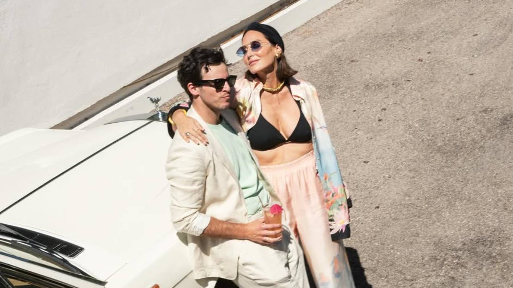 Entre erizos, caviar y gambas rojas: el plan familiar de Tamara Falcó e Íñigo Onieva en Ibiza