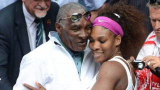 Serena Williams junto a su padre. (Foto: Gtres)