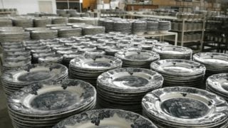 Vajilla de La Cartuja. (Foto: Redes Sociales)