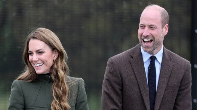 El príncipe Guillermo y Kate Middleton en un acto oficial. (Foto: Gtres)