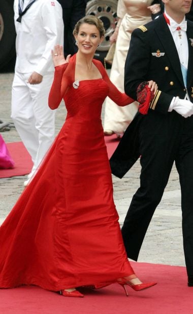 La Reina Letizia en la boda de Mary de Dinamarca. (Foto: Gtres)