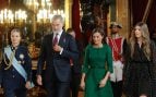 Los Reyes Felipe y Letizia en un acto oficial. (Foto: Gtres)