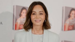 Isabel Preysler en la presentación de sus memorias en Madrid. (Foto: Gtres)