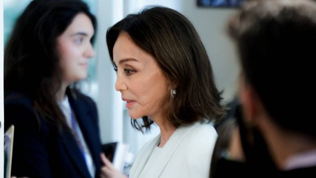 Isabel Preysler en la presentación de sus memorias. (Foto: Gtres)