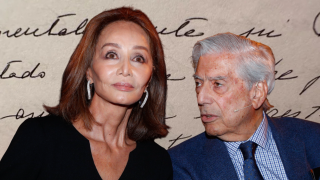Isabel Preysler y Mario Vargas Llosa. (Foto: Gtres)