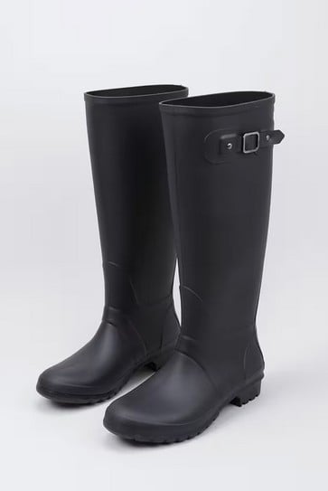 5 botas de agua para olvidarte de las Hunter: más baratas y pegan con todo