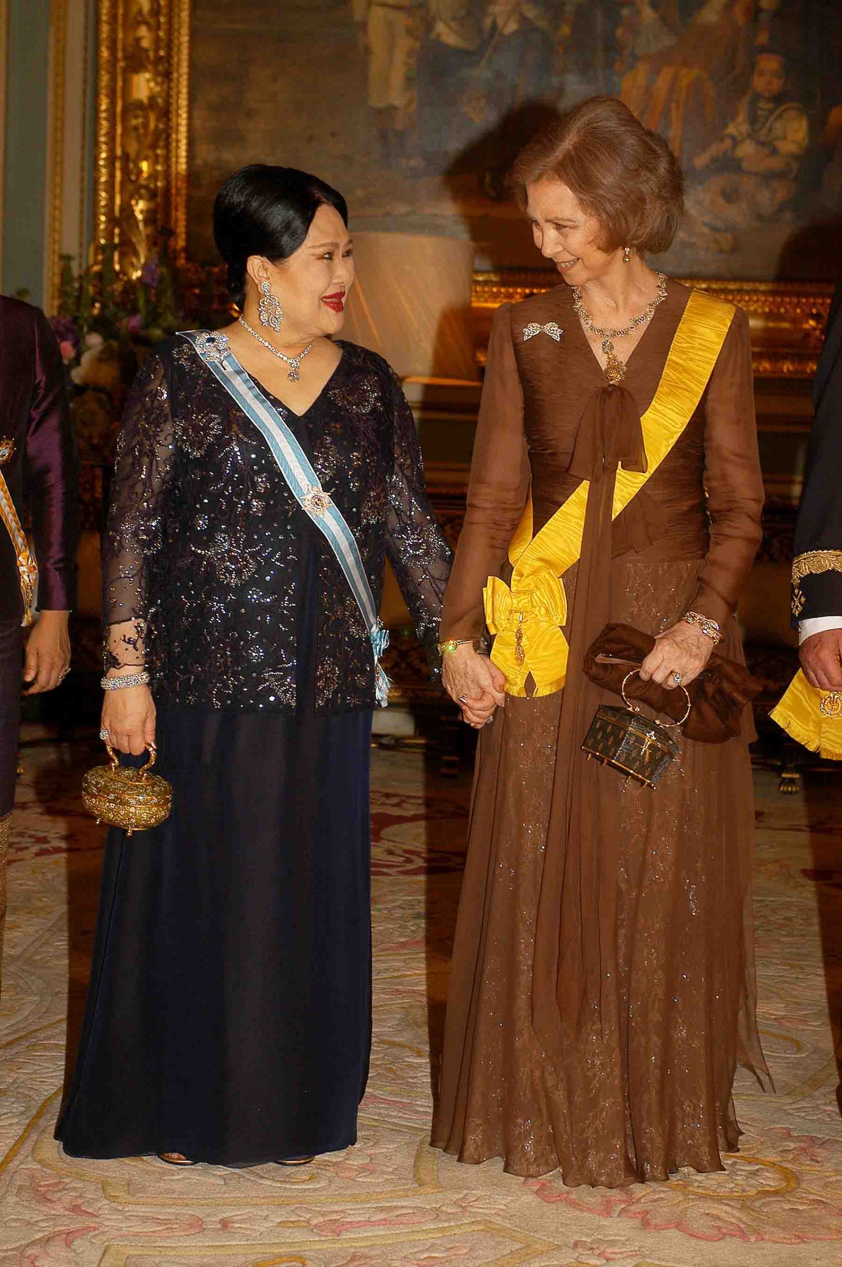 Reina Sofía, Sirikit de Tailandia