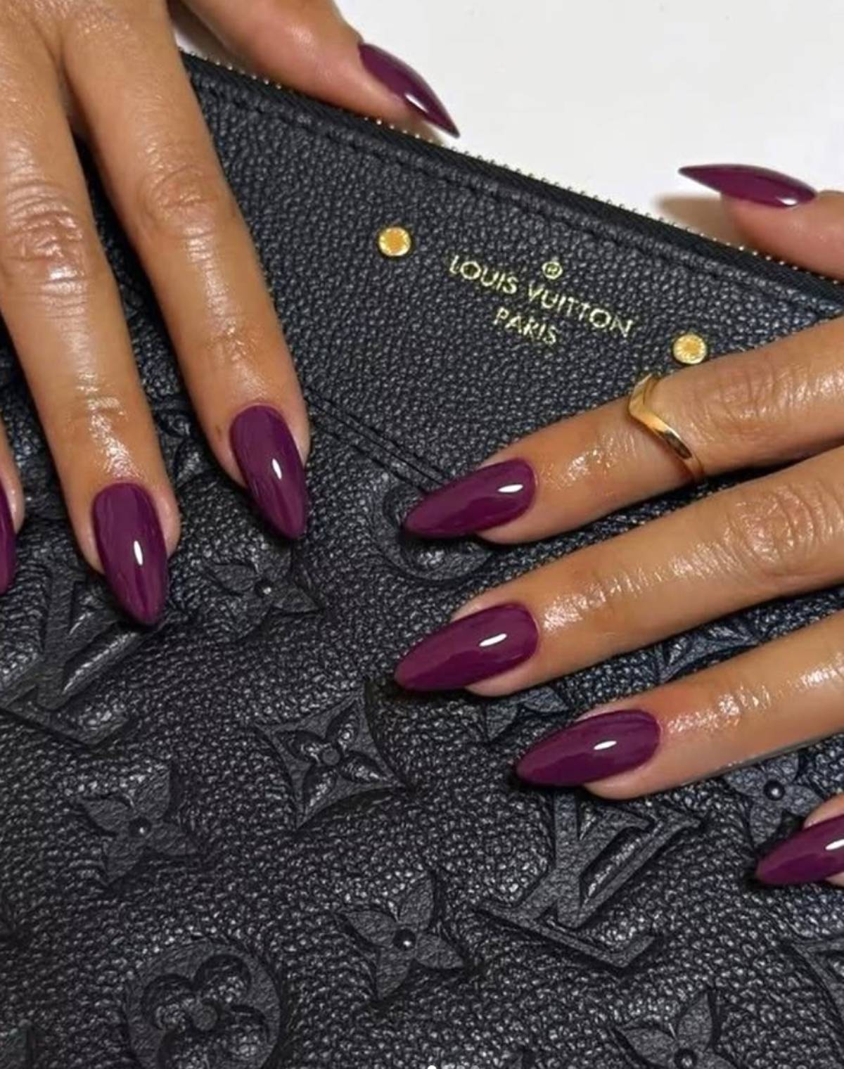 Morado profundo y lacado. (Foto: Redes Sociales)