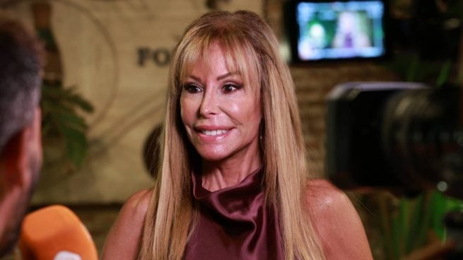 Lara Dibildos sorprende con una imagen nunca vista junto a Álvaro Muñoz Escassi y su hijo