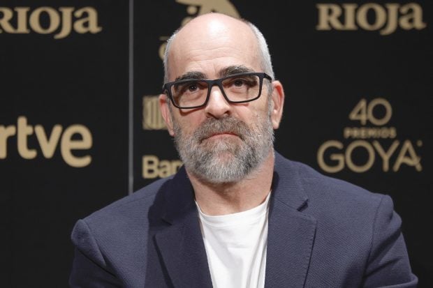 Luis Tosar en la rueda de prensa de Los Goya 2026. (Foto: Gtres)
