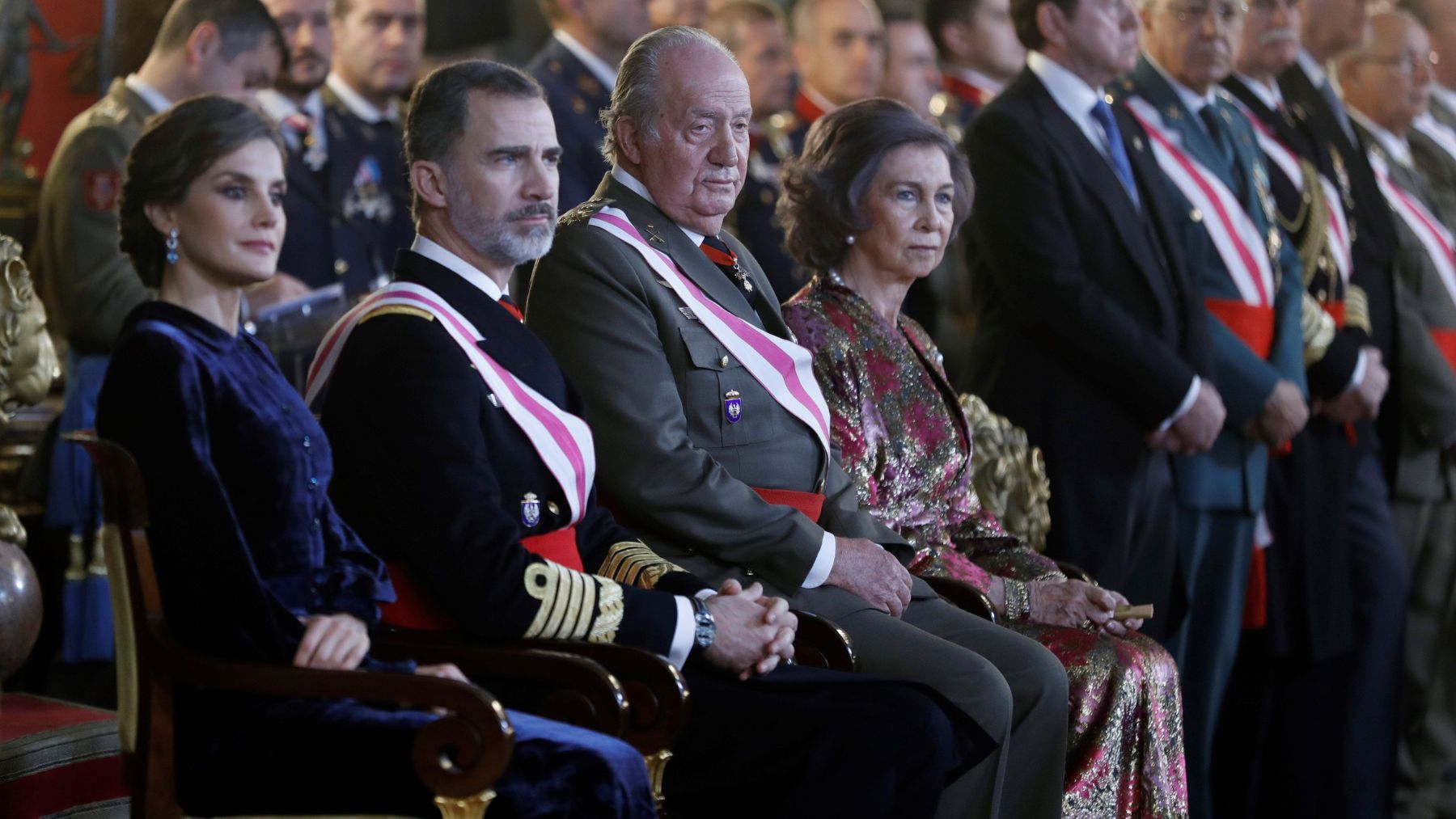 La familia real en un acto. (Foto: Gtres)