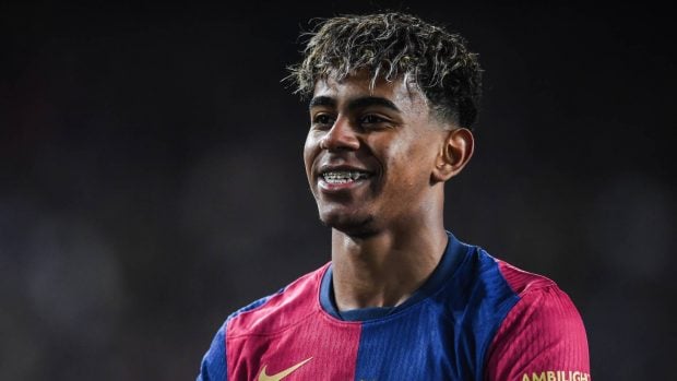 Lamine Yamal en el terreno de juego. (Foto: Gtres)