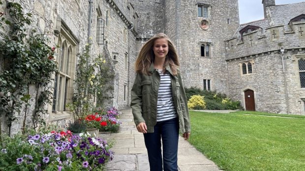 La princesa Leonor a su llegada al UWC Atlantic College. (Foto: Gtres)