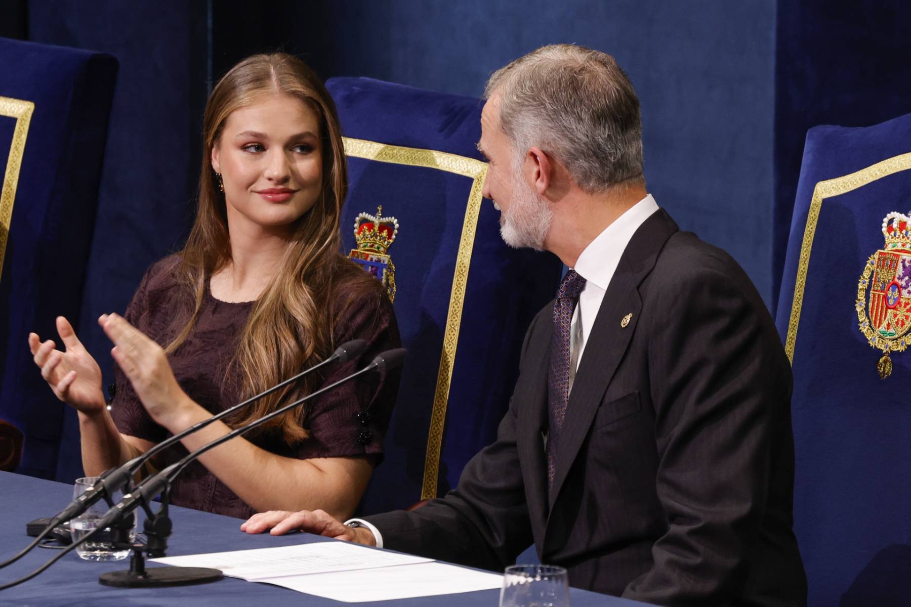 La princesa Leonor y el Rey Felipe VI. (Foto: Gtres)