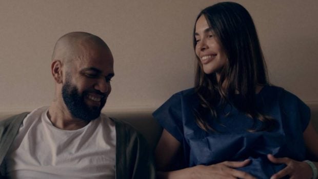 Joana Sanz embarazada junto a Dani Alves. (Foto: redes sociales)