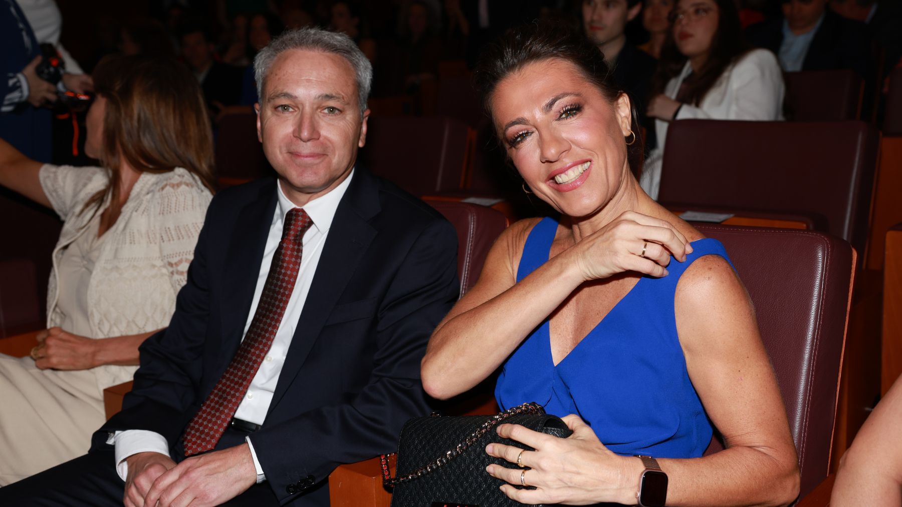 Ángeles Blanco se convierte en competencia directa de Vicente Vallés