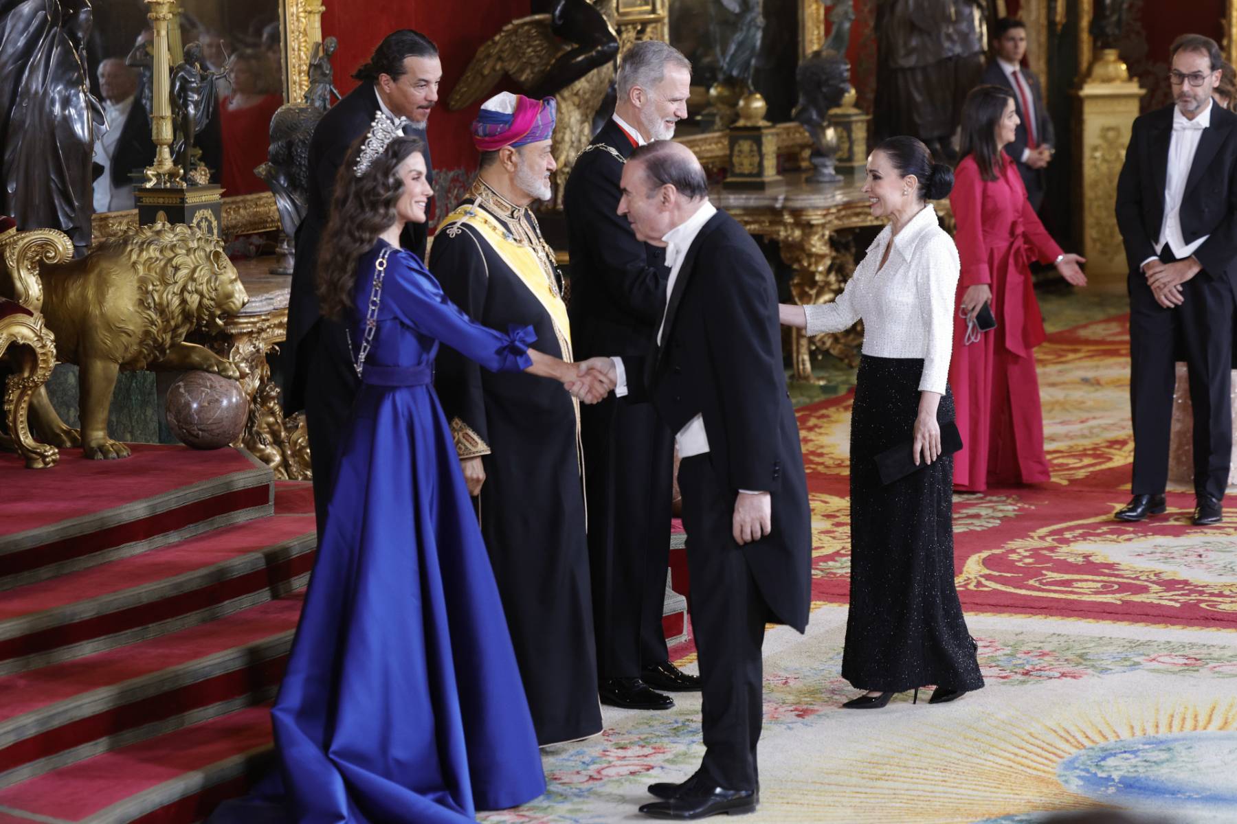 Los Reyes en una recepción oficial. (Foto: Gtres)