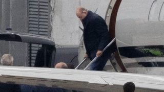 Juan Carlos I llega a España tras publicar sus memorias. (Foto: Gtres)