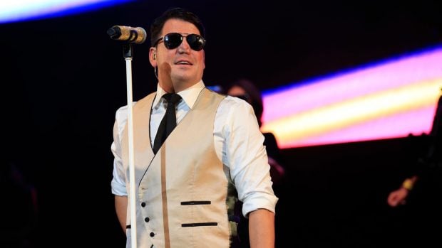 Lucas cantando durante su último concierto. (Foto: Gtres)