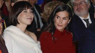 La Reina Letizia en un acto con Diana Morant. (Foto: Gtres)