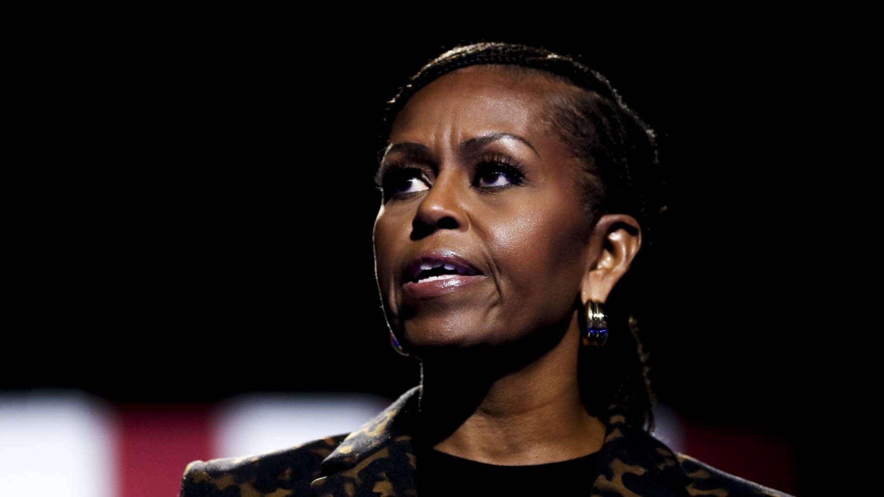 La firma de lujo española por la que ha apostado Michelle Obama, la reina del woke