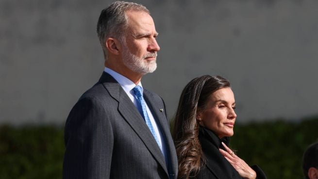El truco secreto de Felipe VI para ir sin abrigo y no pasar frío en invierno