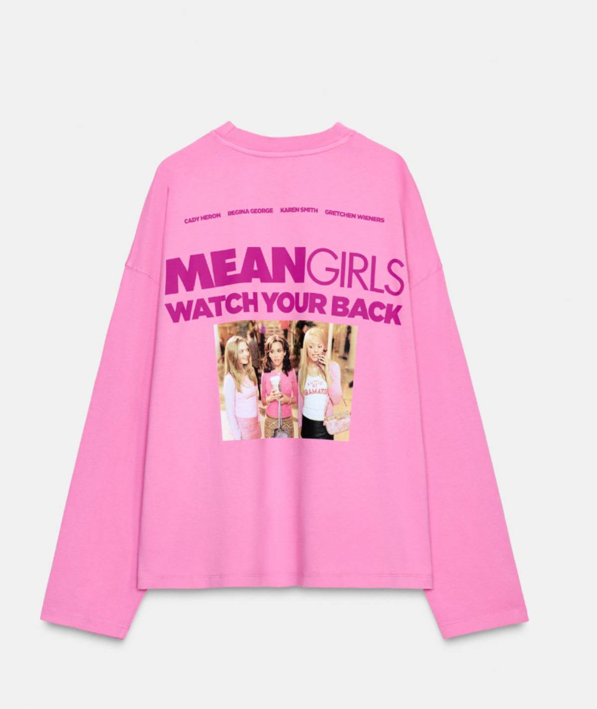 Así es la camiseta de Zara por detrás.