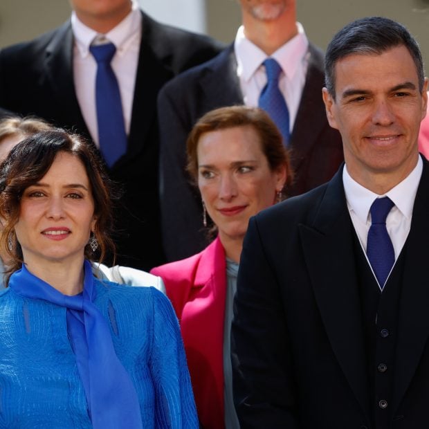 Ayuso y Sánchez, entre los políticos más deseados. (Foto: Gtres)