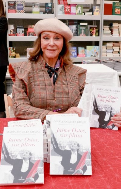 María Ángeles Grajal en el rastrillo de Nuevo Futuro. (Foto: Gtres)