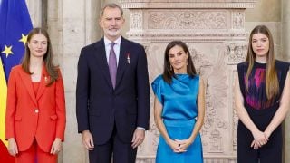 La Familia Real en el 10 aniversario de la proclamación de Felipe VI. (Foto: Gtres)