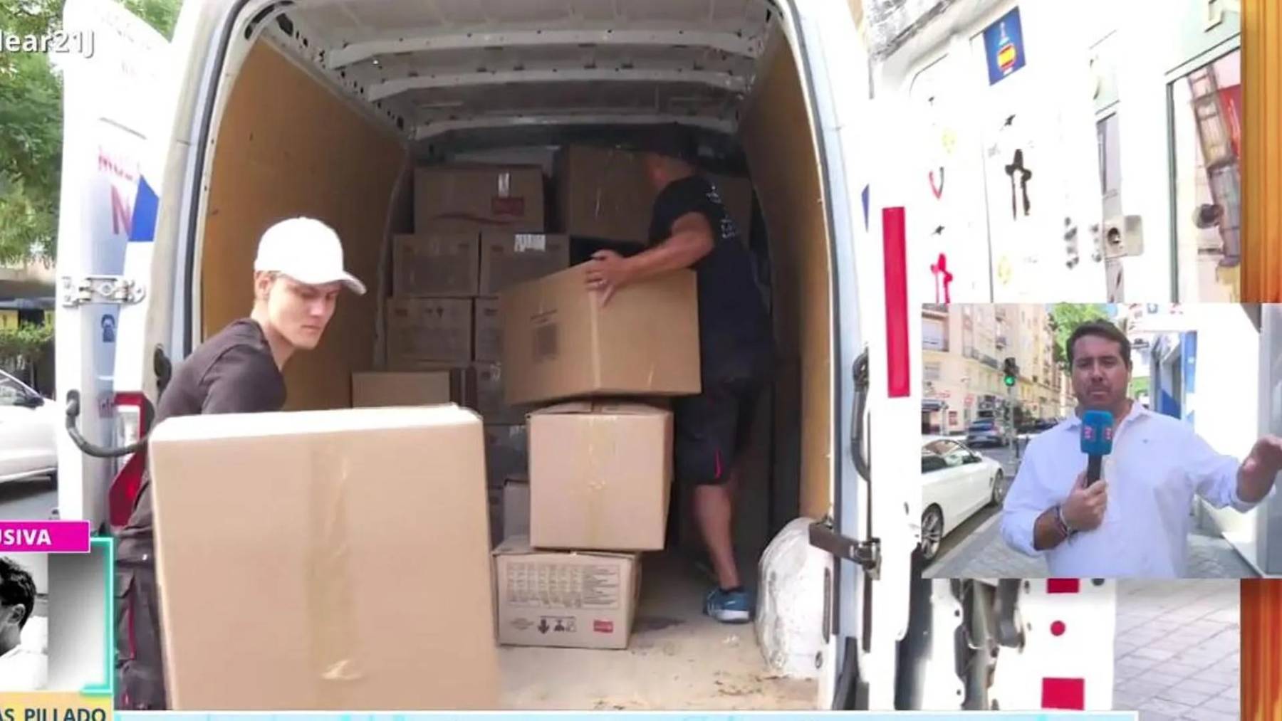 La mudanza de Santos Cerdán. (Foto: Telecinco)
