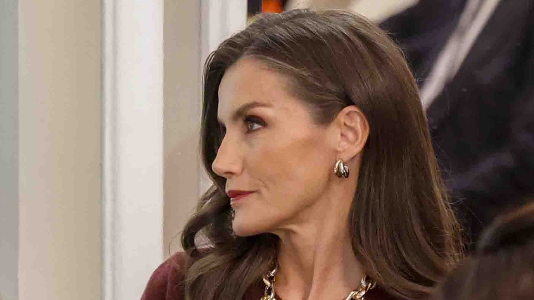 La Reina Letizia se apunta a las joyas