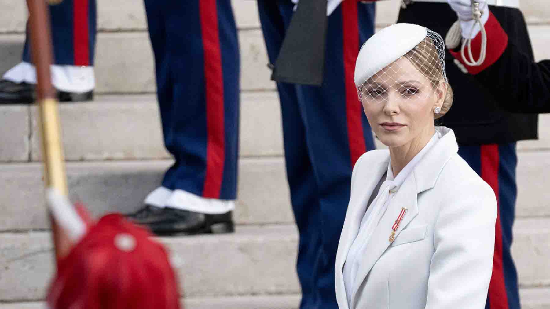 Charlene de Mónaco sigue la estela de la Reina Letizia y de Leonor en el Día Nacional