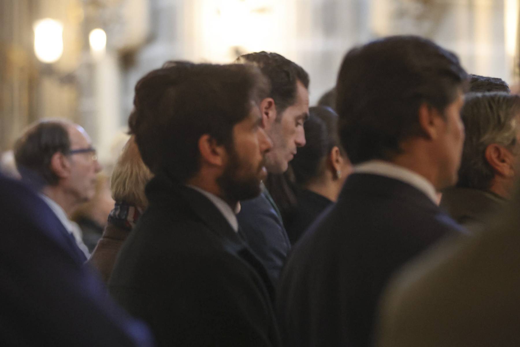 Cayetano y Francisco Rivera en un funeral. (Foto: Gtres)