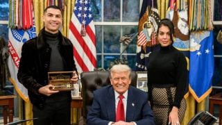 Cristiano Ronaldo, Donald Trump y Georgina Rodríguez en el Despacho Oval de Casa Blanca. (Foto: Instagram)