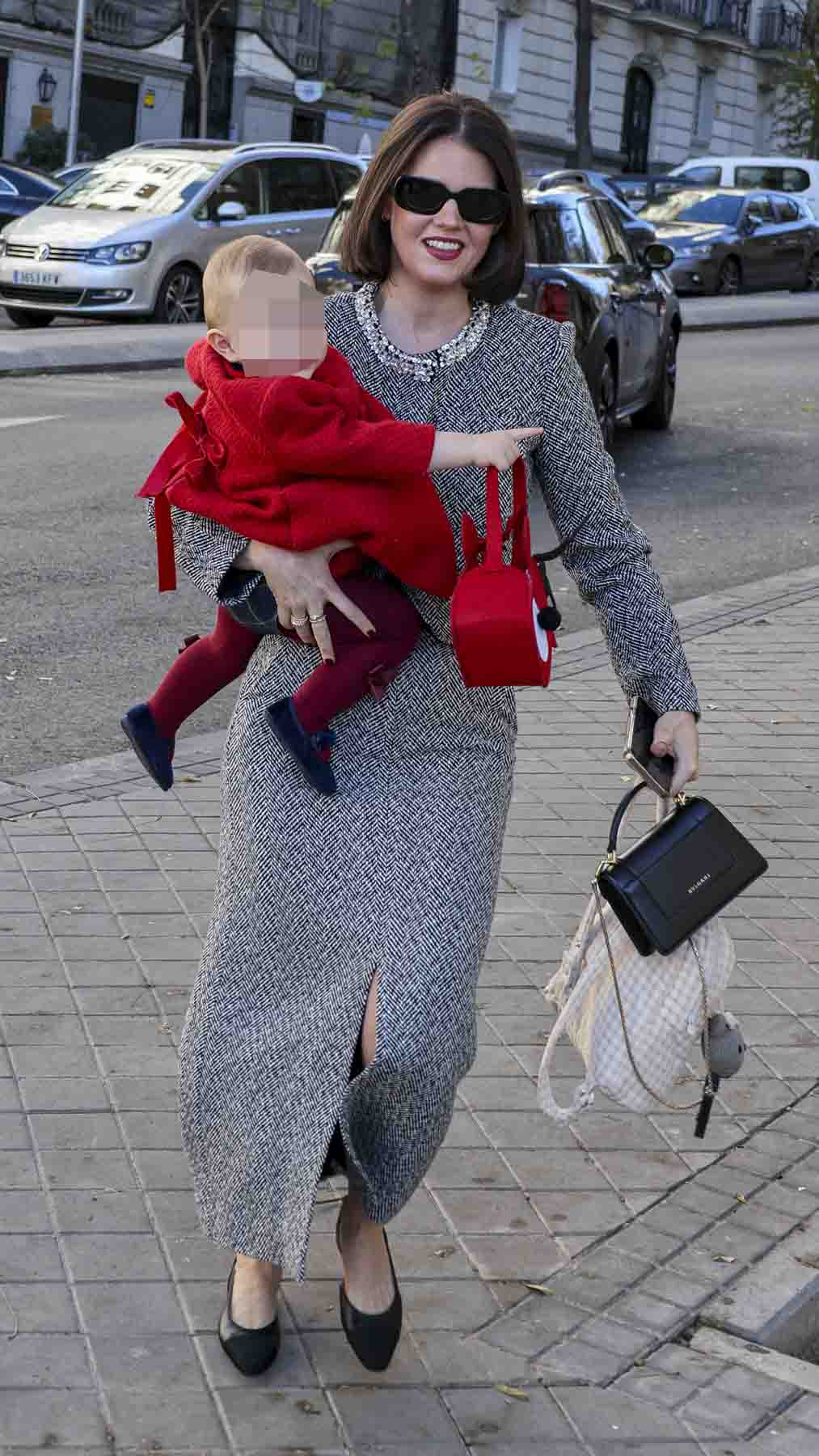 Isabelle Junot, Falcó