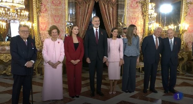 El homenaje silencioso de la Reina Letizia a doña Sofía: mismo color de traje para mostrar un mismo rumbo