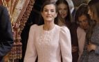La Reina Letizia triunfa con un vestido perfecto durante la entrega del Toisón de Oro