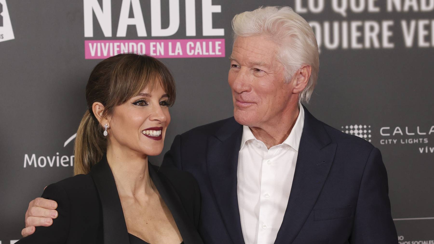 Richard Gere y Alejandra Silva mezclan cine, moda y solidaridad en una noche histórica