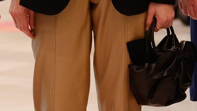 Detalle del bolso Tokio, un accesorio ligero y funcional que combina el minimalismo nipón. (Foto: Gtres)