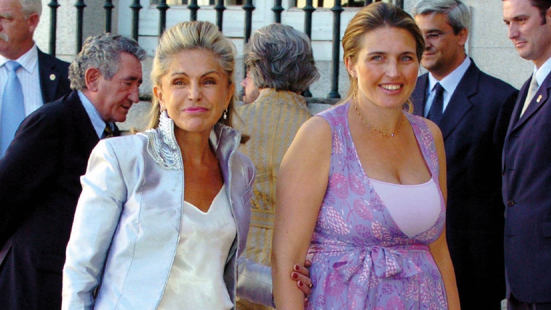 Quién es la misteriosa Almudena Dailly de Orleans: su familia, edad y a qué se dedica