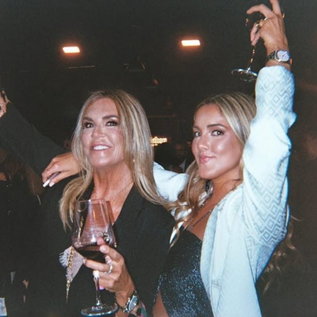 Madre e hija disfrutan ahora como nunca la vida juntas. (Foto: Redes Sociales)