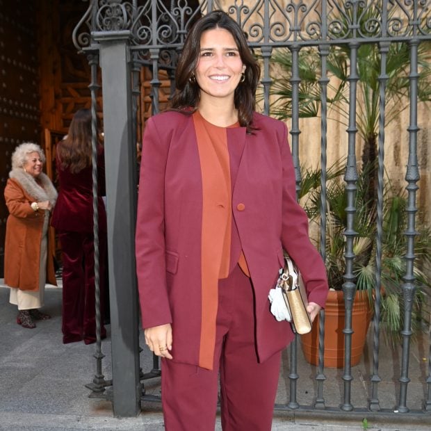 Tana Rivera ha lucido para el bautizo de su hermano un tres piezas de Himba Collection. (Foto. Gtres)