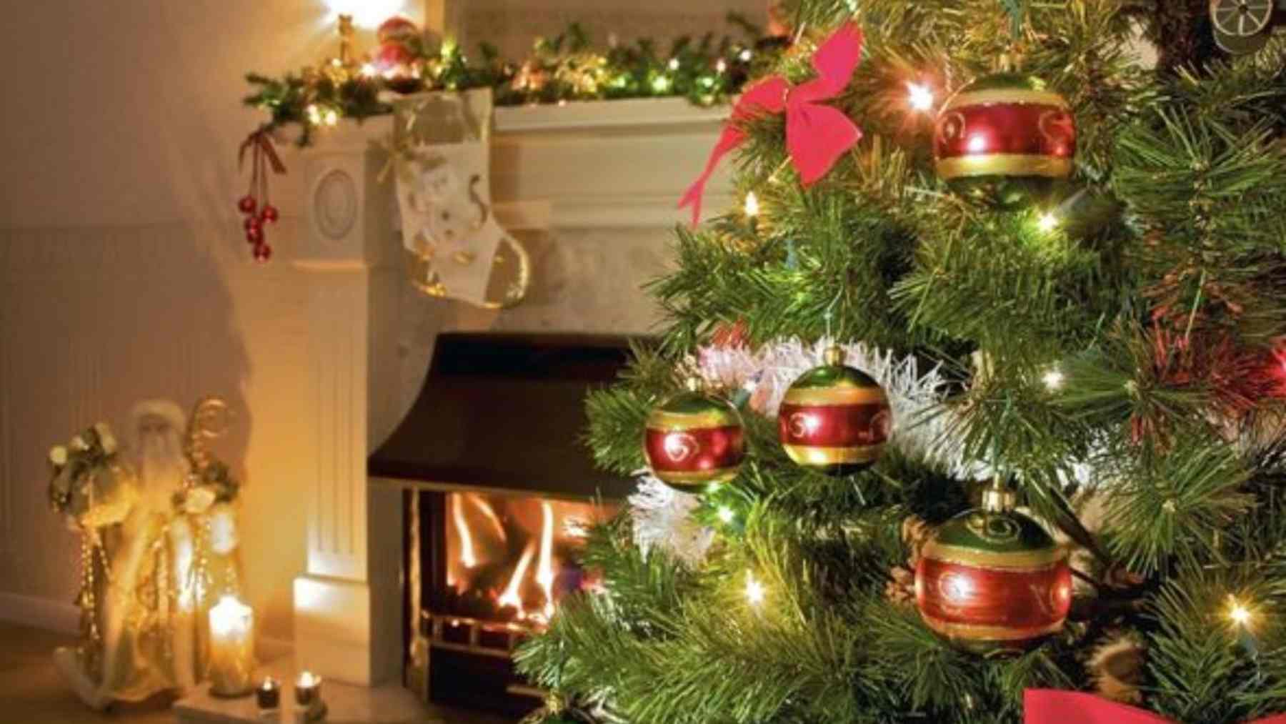 Estos son los colores que están de moda en Navidad 2025: no te lo vas a creer