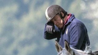 Andrés Mountbatten-Windsor montando a caballo. (Foto: Gtres)